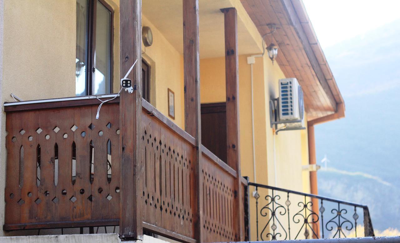 Villa Piano Mtsʼkhetʼa Exteriör bild